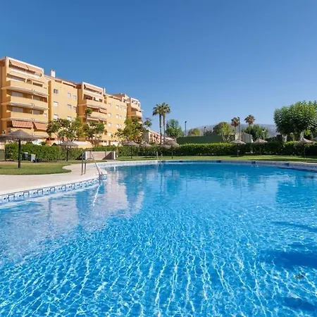 Casa Mariposa: 2br With Pool Steps From Apartmán Algarrobo